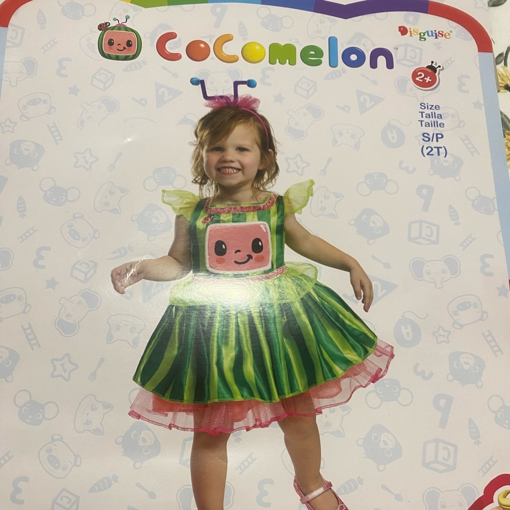 Still in bag, hasn’t been worn